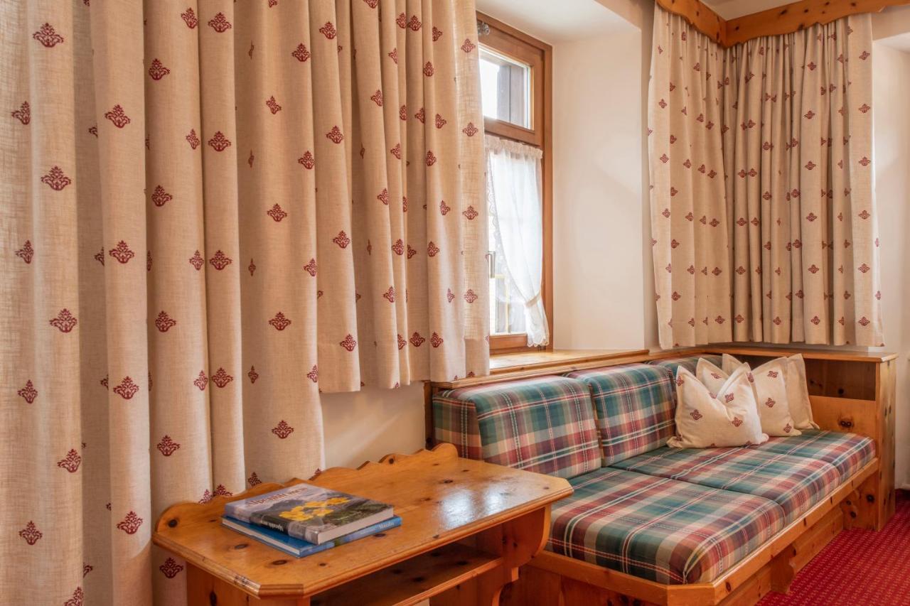 Gasthof Loewen Schruns Zewnętrze zdjęcie