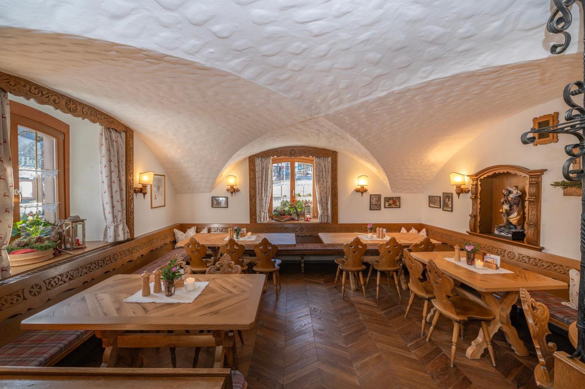 Gasthof Loewen Schruns Zewnętrze zdjęcie